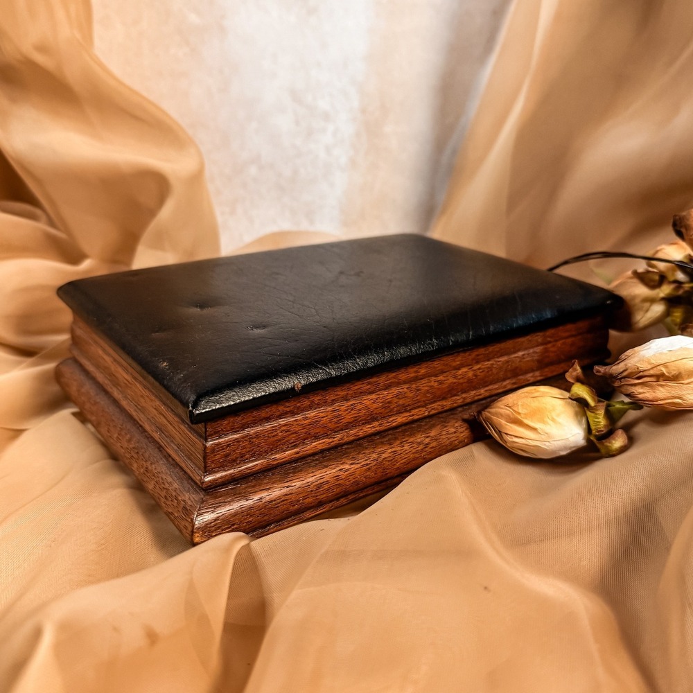 Black Leather and Wooden Vintage Jewelry Box‎